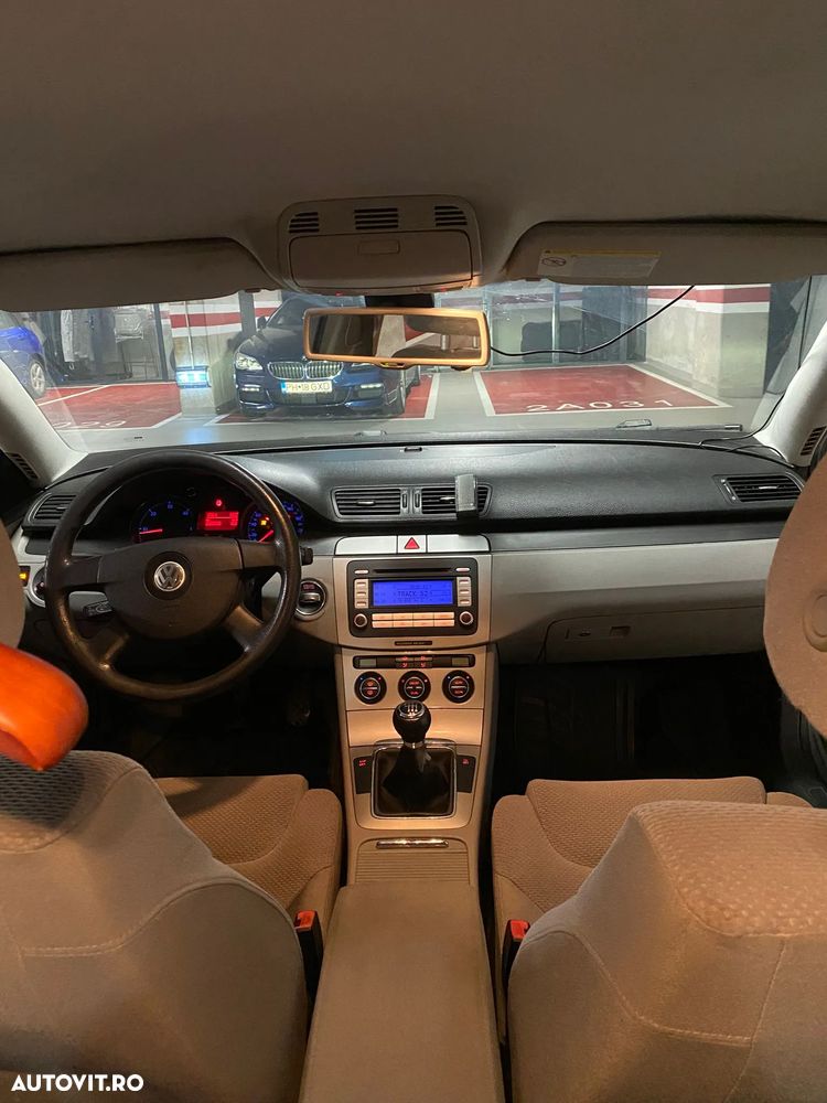 Volkswagen Passat - 9