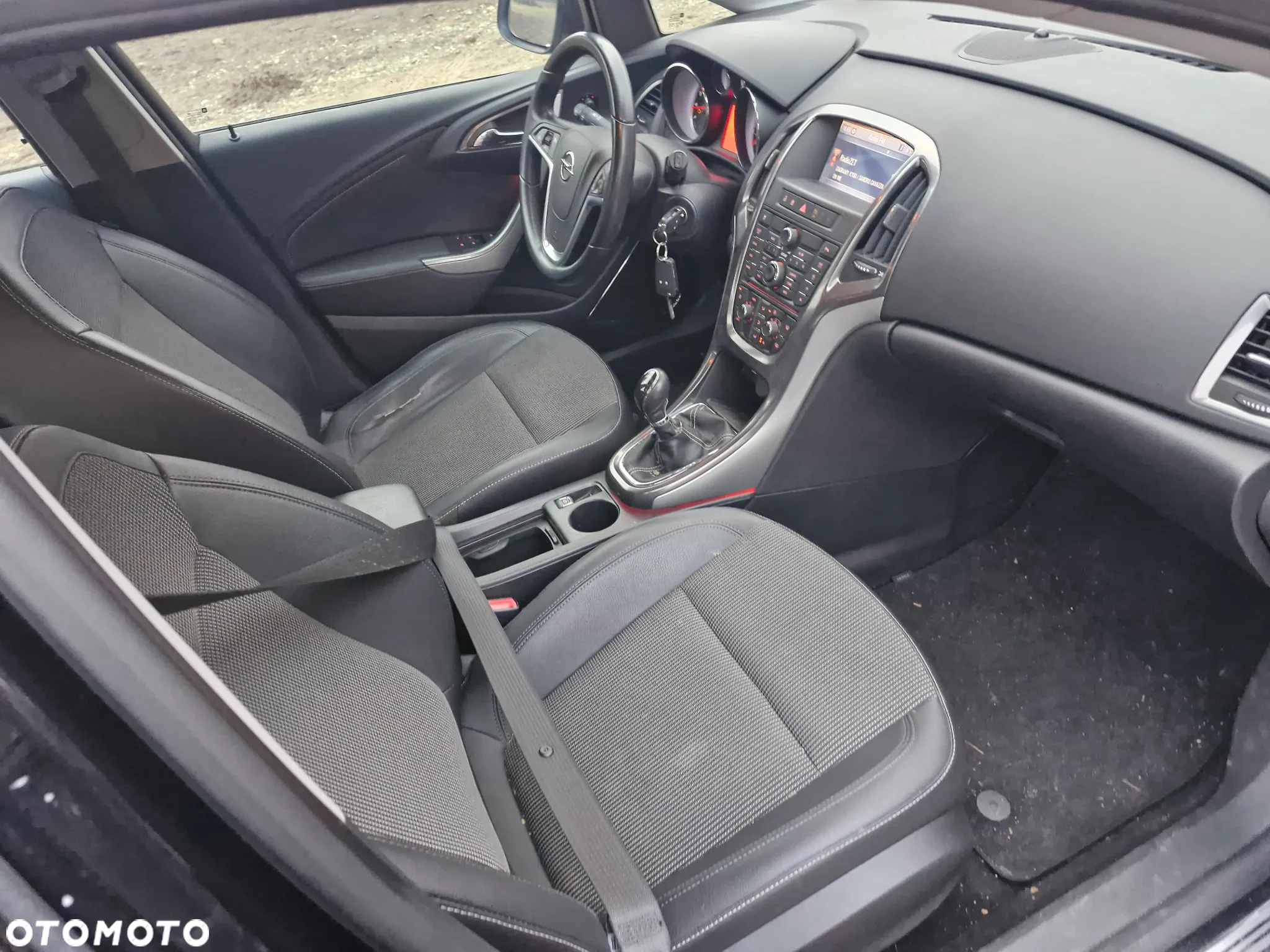Opel Astra 1.4 Turbo Cosmo - 11
