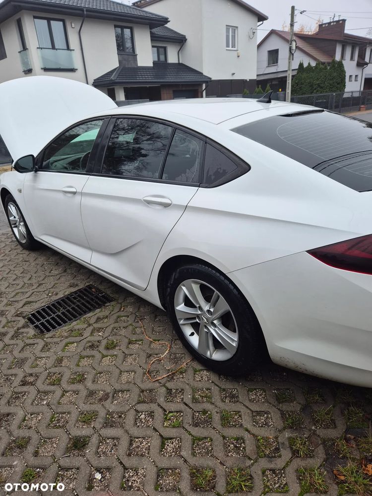 Opel Insignia - 10