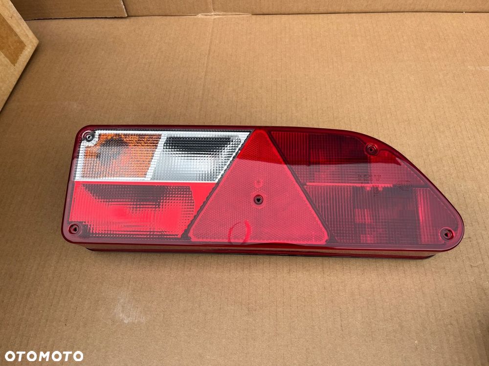 LAMPA PRZYCZEPA KONAR PRAWA - 2
