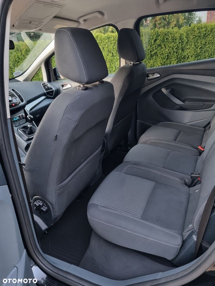 Ford C-MAX - 17