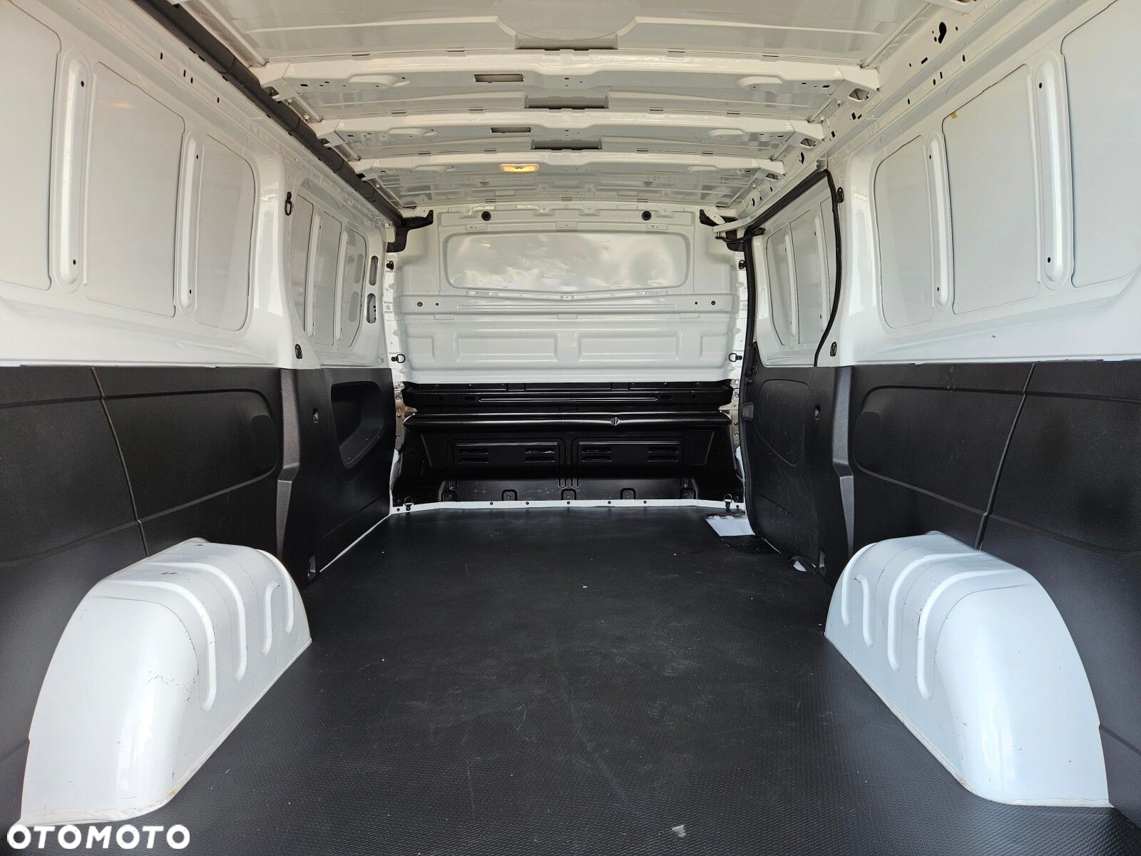 Renault Trafic L2H1 *54999zł NETTO* 1.6dCi/120KM - 14