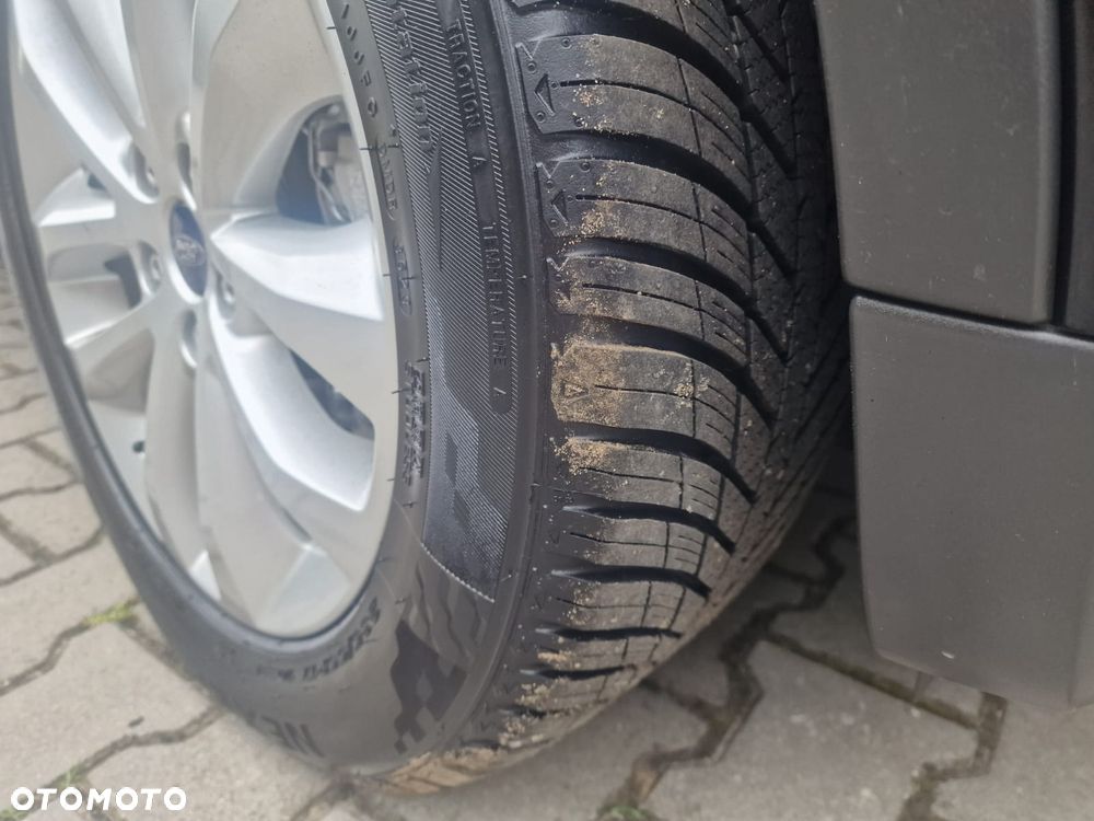 Ford Kuga 2.0 TDCi Titanium - 24