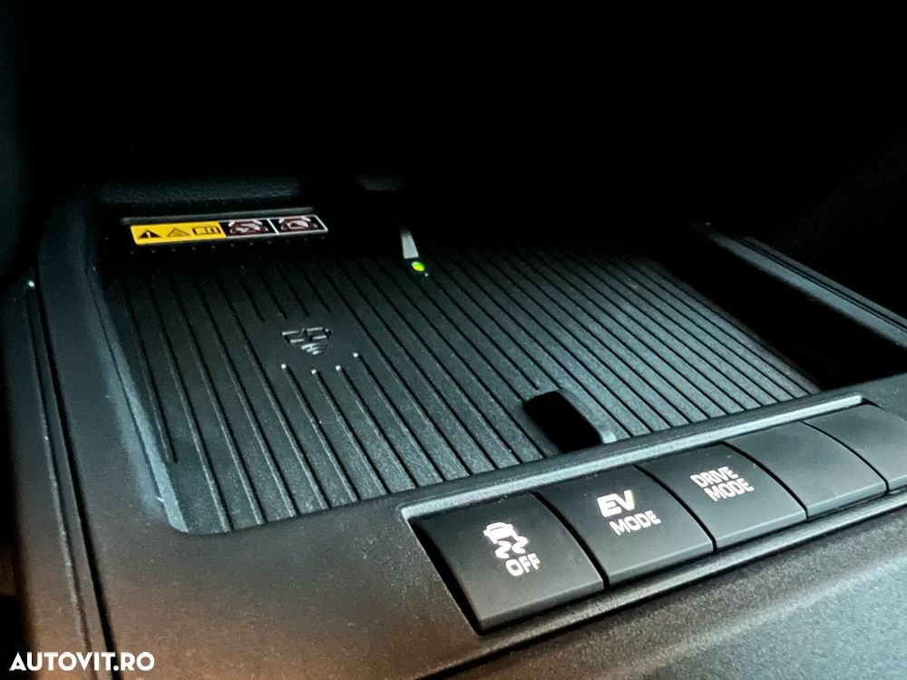 Toyota Corolla Cross 1.8I 2WD Active - 16