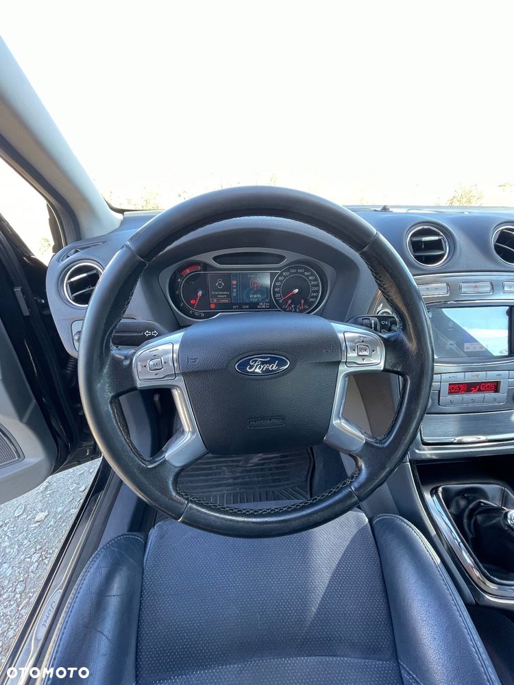 Ford Mondeo 2.0 TDCi Titanium - 16