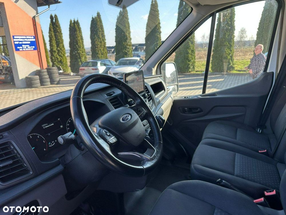 Ford Transit - 11