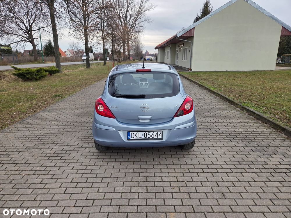 Opel Corsa 1.4 16V Innovation - 5