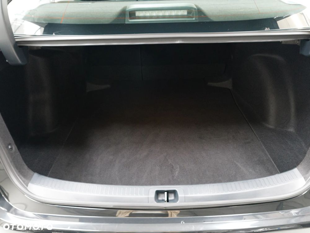 Toyota Corolla 1.8 Hybrid Comfort - 40