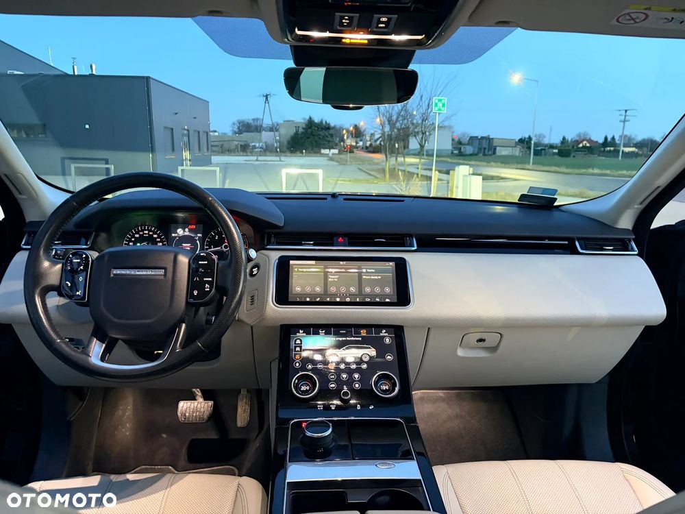 Land Rover Range Rover Velar 2.0 SD4 - 11