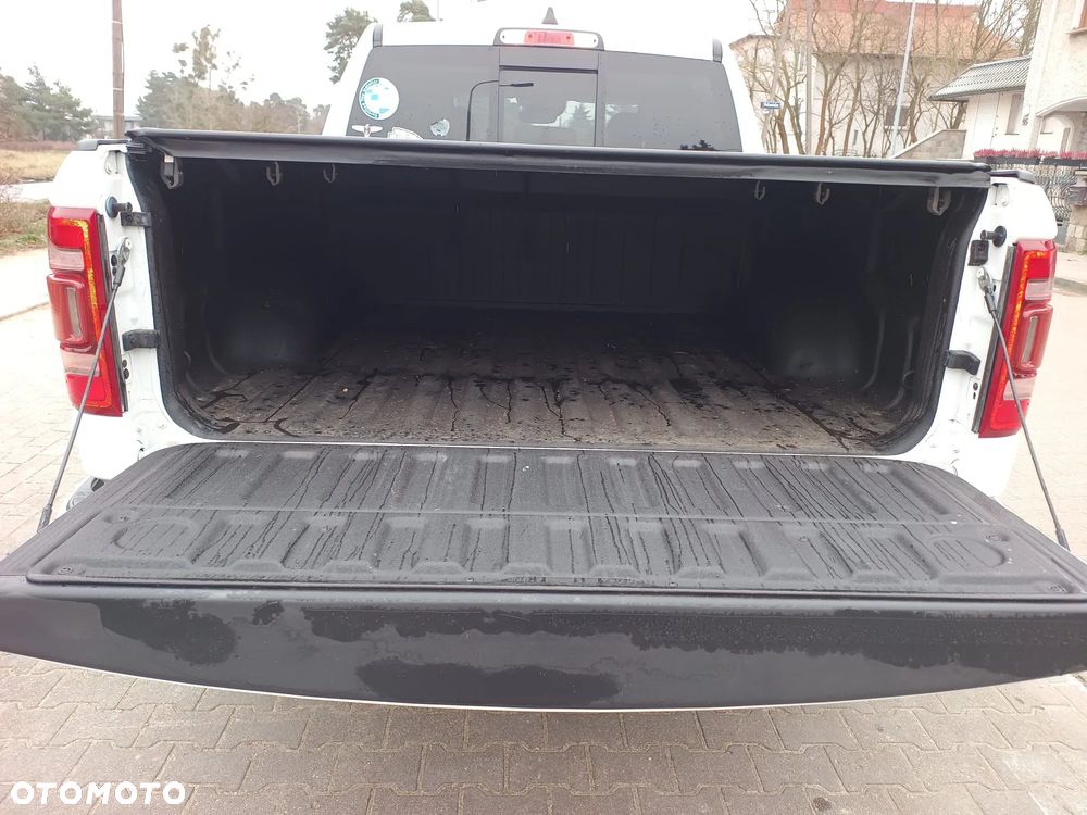 Dodge RAM 5.7 4x4 - 36