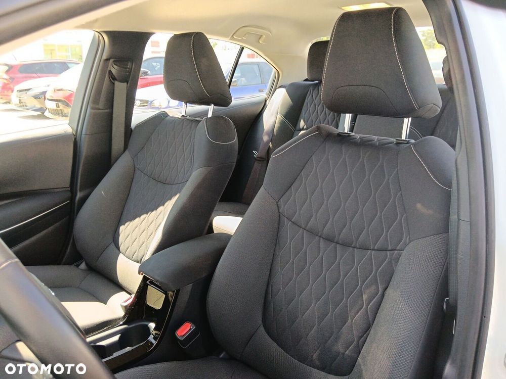 Toyota Corolla 1.6 Comfort MS - 11