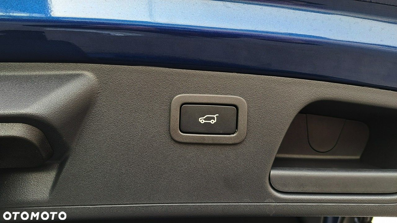 Jaguar E-Pace - 38
