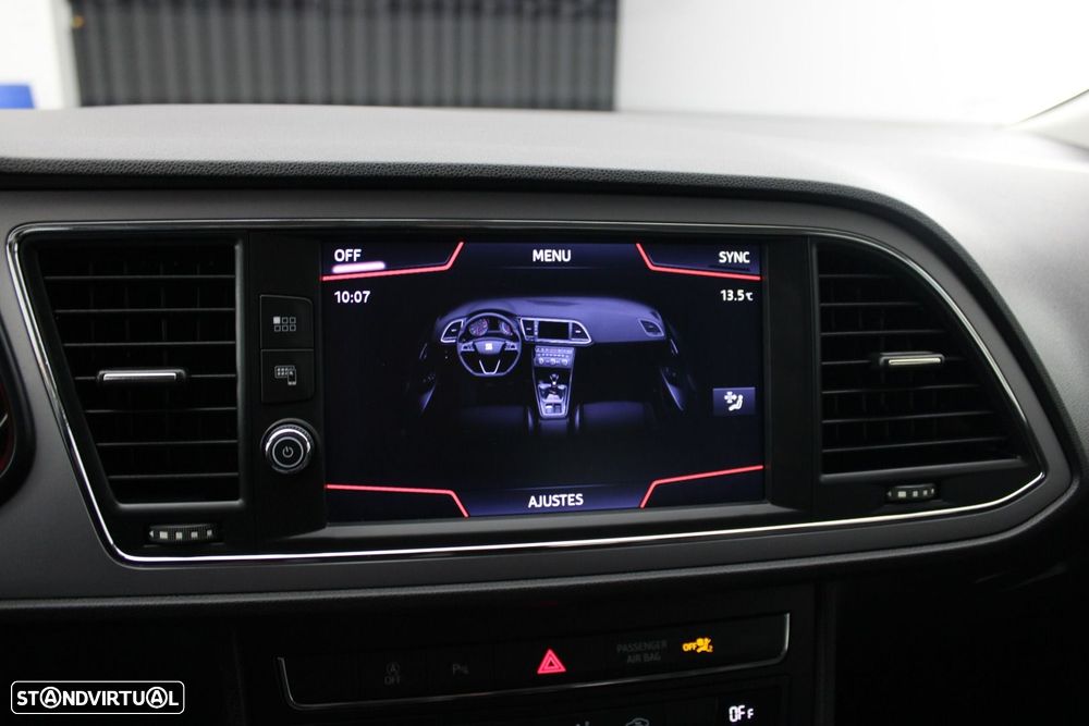 SEAT Leon ST 1.6 TDI Style S/S — fotografia 17
