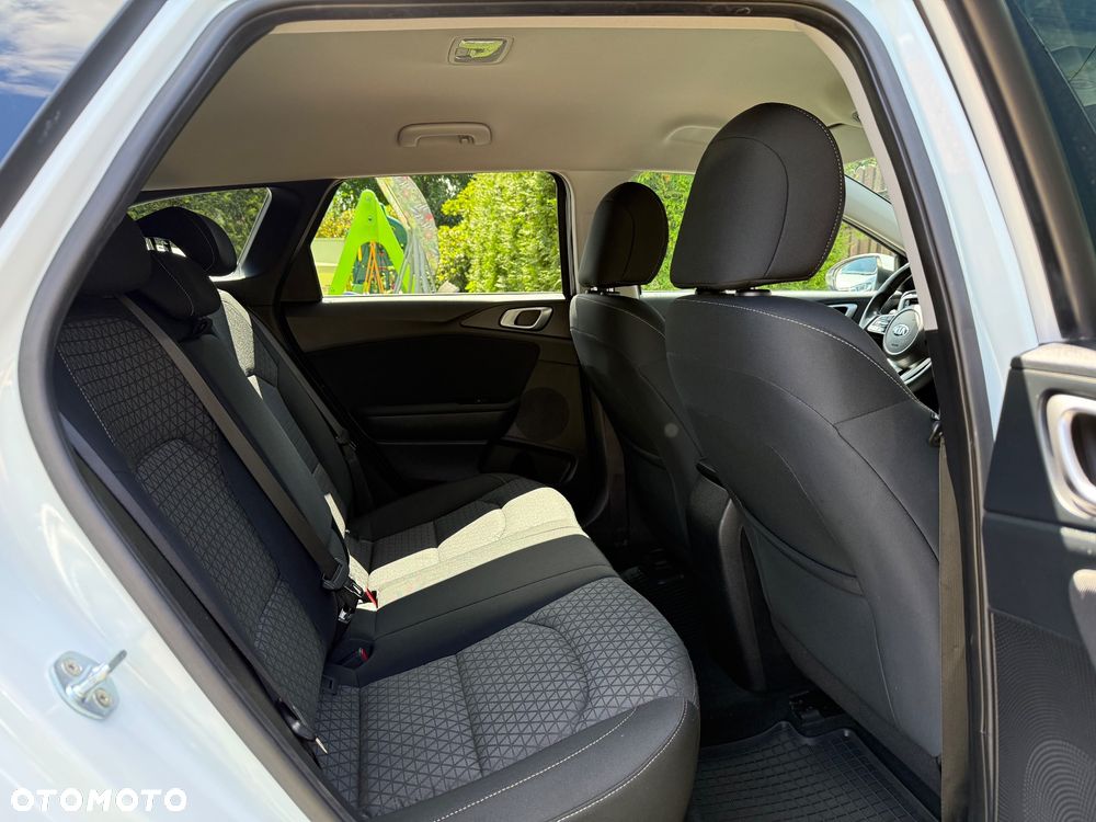 Kia Ceed 1.4 T-GDI OPF Vision - 10