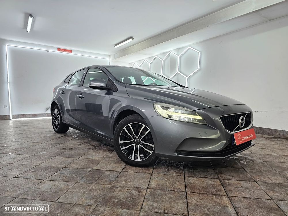 Volvo V40 2.0 D3 Momentum - 7