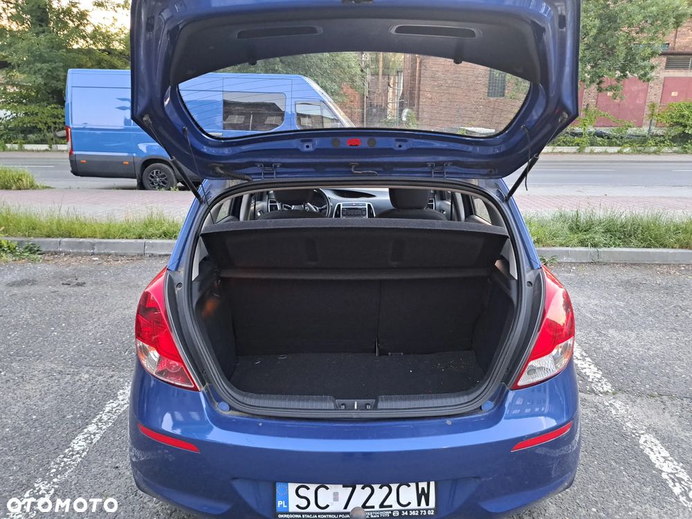 Hyundai i20 1.25 Comfort - 13