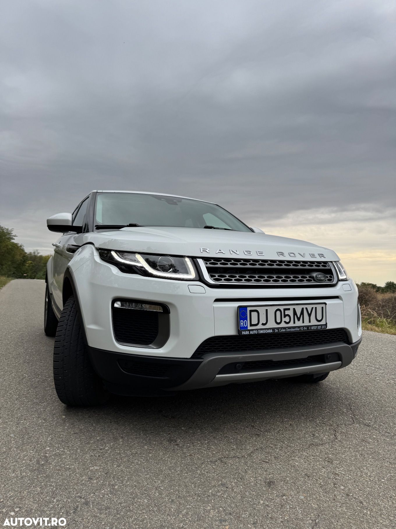 Land Rover Range Rover Evoque - 1
