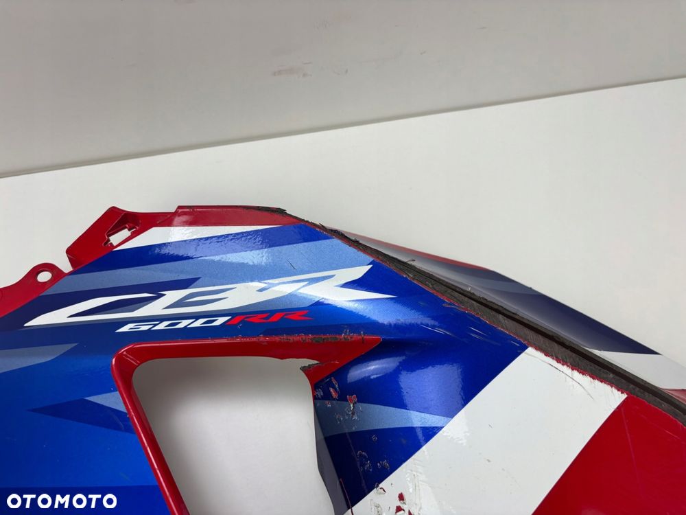 Lewa boczna owiewka bok Honda CBR 600RR PC69 2024- Oryginał - 11