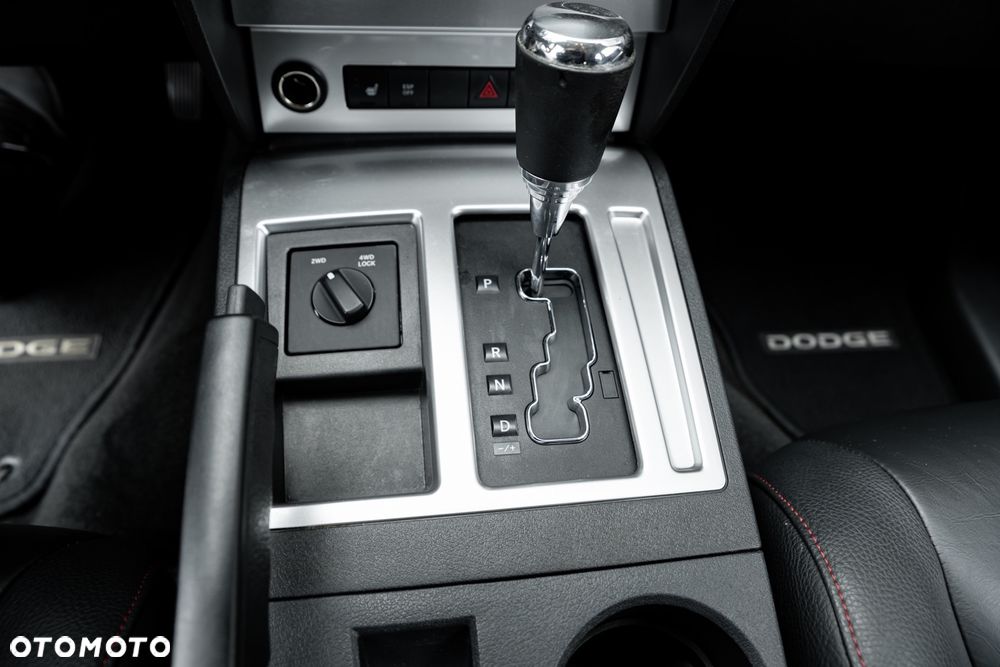 Dodge Nitro 2.8 CRD DPF Automatik R/T - 35