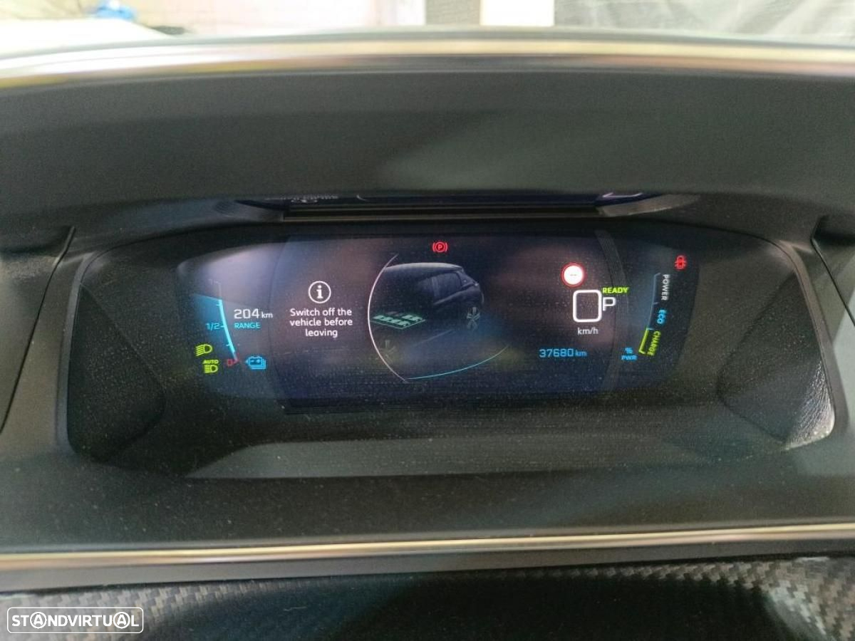 Peugeot e-208 50 kWh GT - 5
