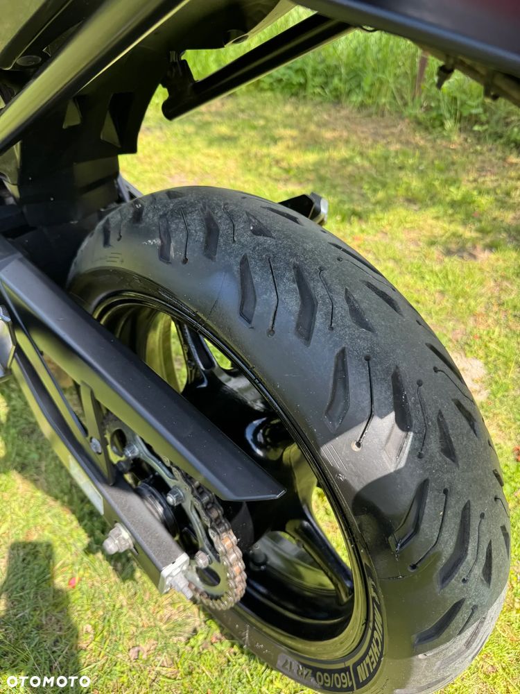 Yamaha XJ - 29