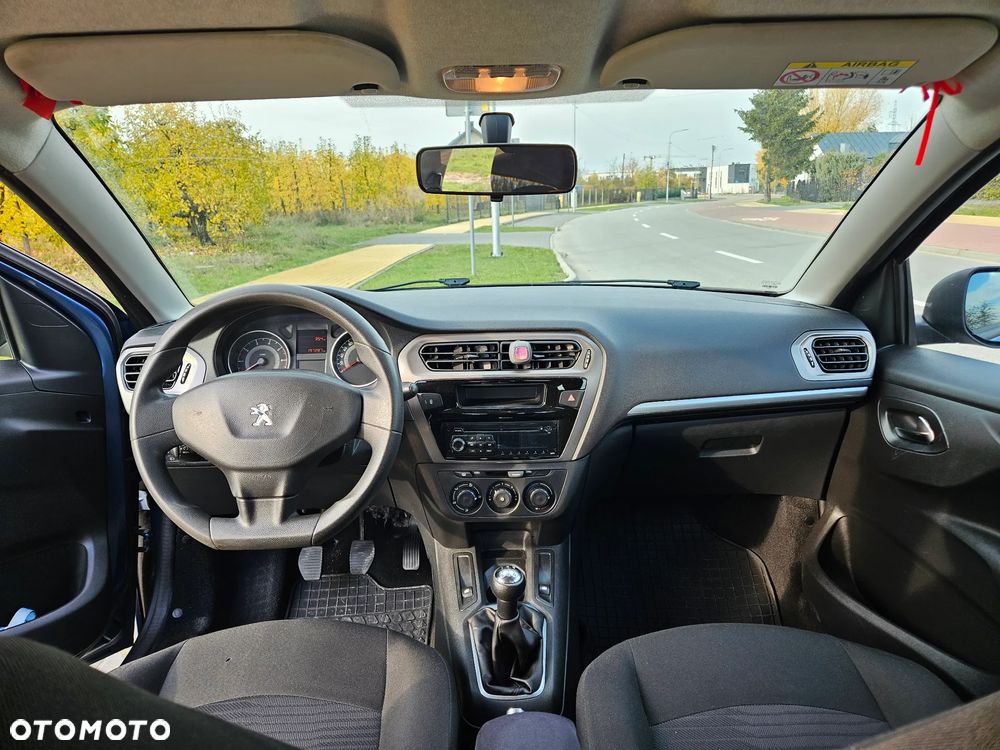 Peugeot 301 1.2 Pure Tech Active - 11