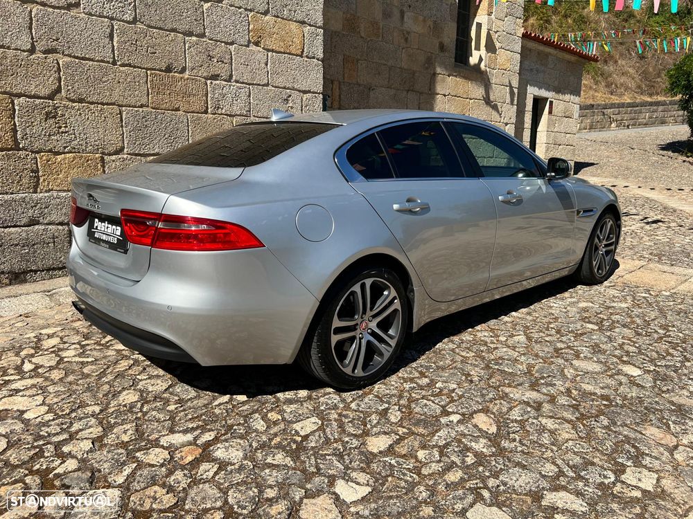 Jaguar XE 20d Aut. Portfolio - 9