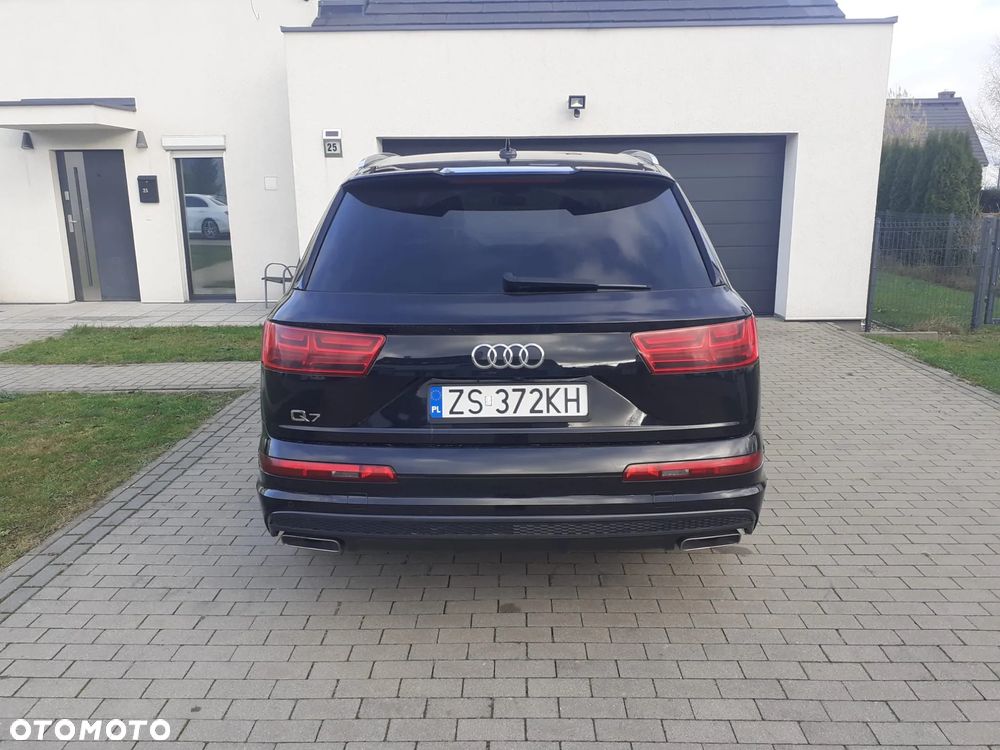 Audi Q7 - 9