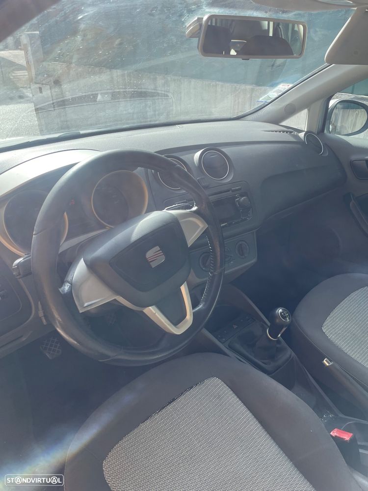 SEAT Ibiza 1.4 TDi Style DPF - 5