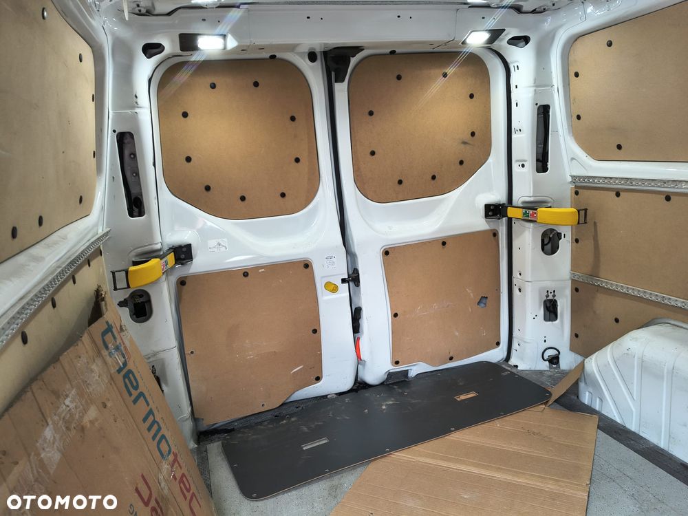 Ford Transit Custom - 21