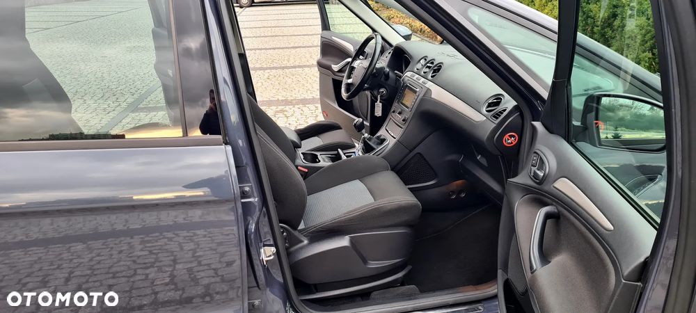 Ford S-Max 2.0 TDCi DPF Titanium - 24