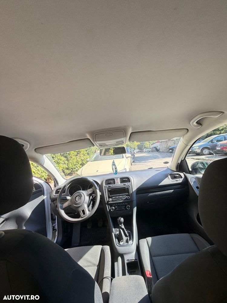 Volkswagen Golf - 9