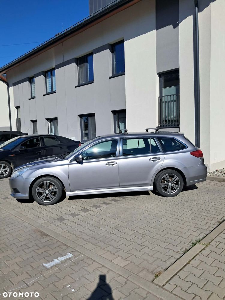 Subaru Legacy - 20