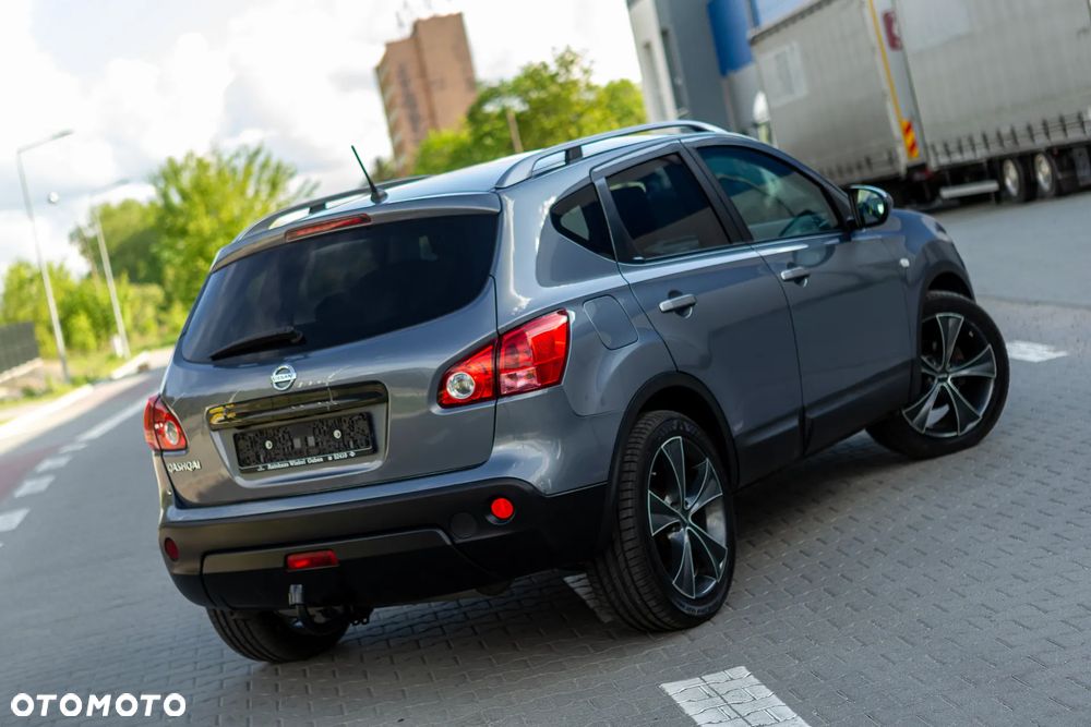 Nissan Qashqai 2.0 4x4 Tekna Pack - 18