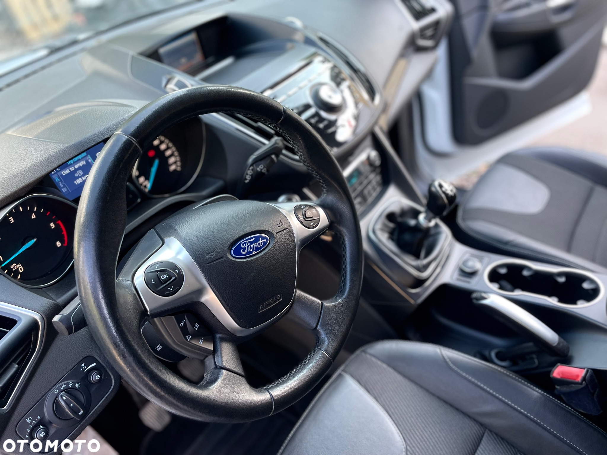 Ford Kuga 2.0 TDCi 4WD Titanium - 11