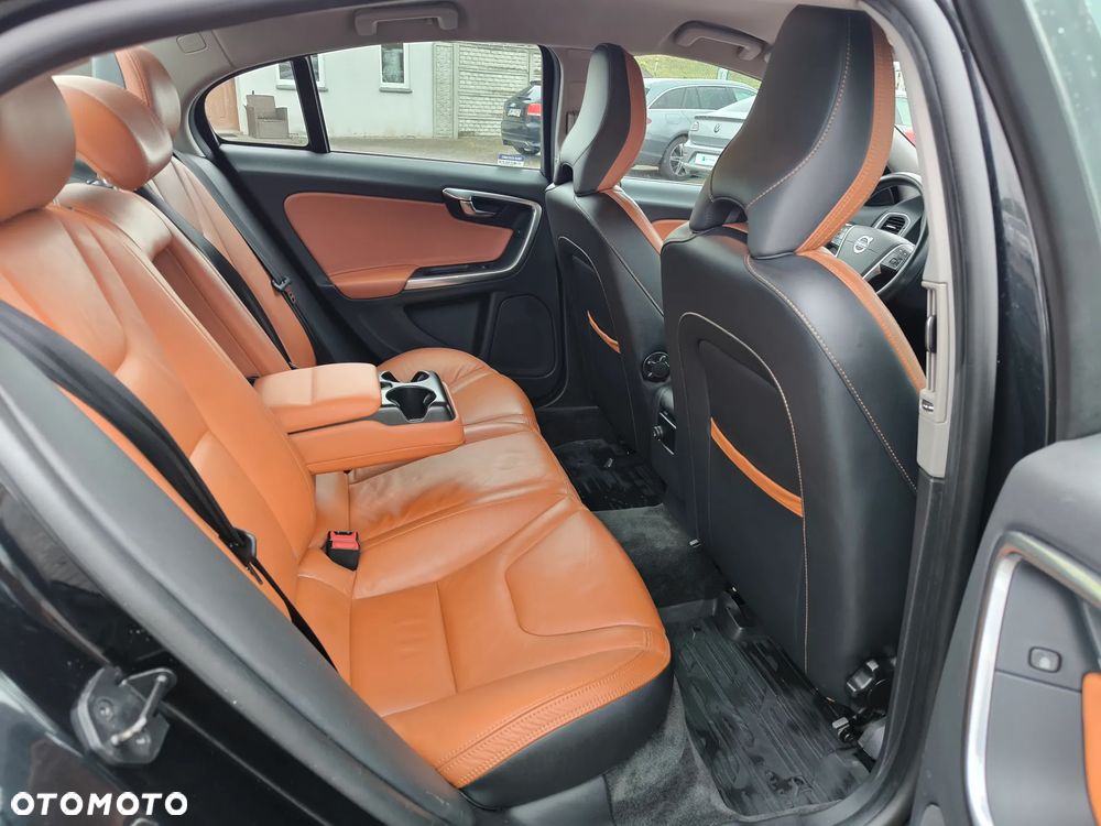 Volvo S60 - 11