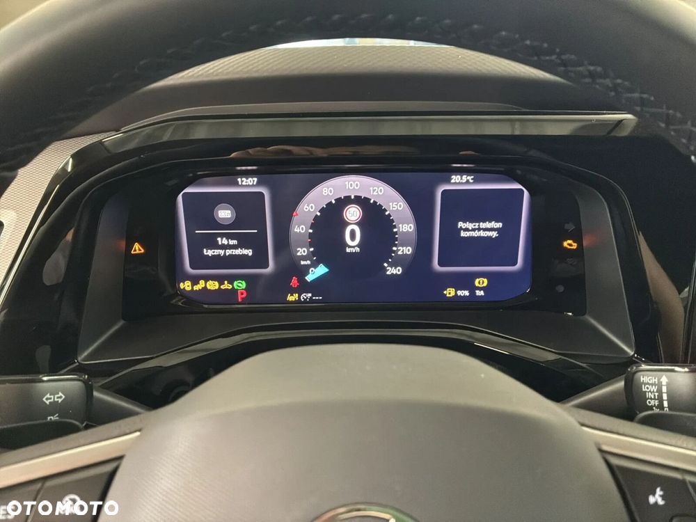 Volkswagen Multivan - 25