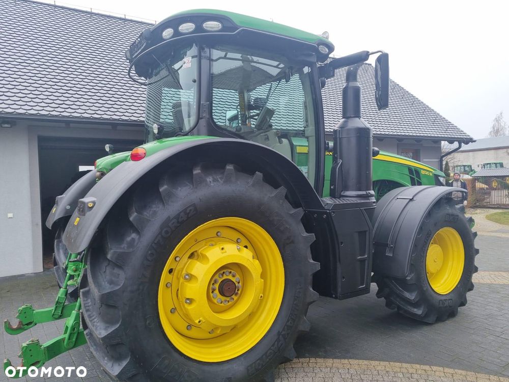 John Deere 8320R - 6