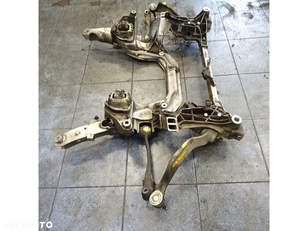 BMW 7 F01 F02 4.4 V8 TRAWERS SANKI WAHACZE - 2