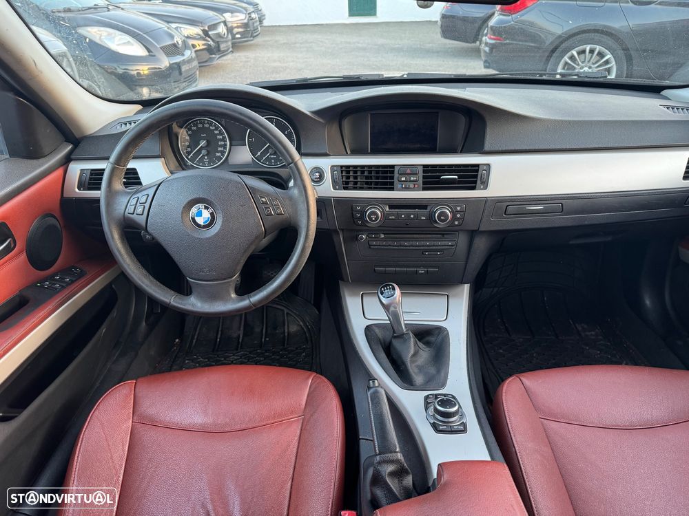 BMW 320 d DPF Edition Lifestyle - 16