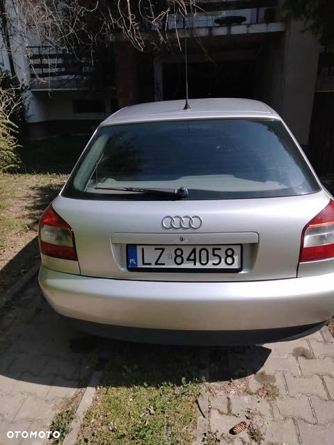 Audi A3 3-drzwiowe 1.6 Ambition - 5