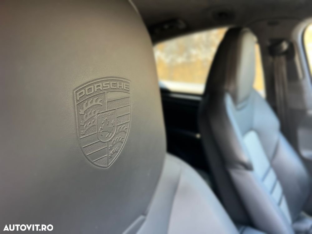 Porsche Cayenne Coupe S - 13