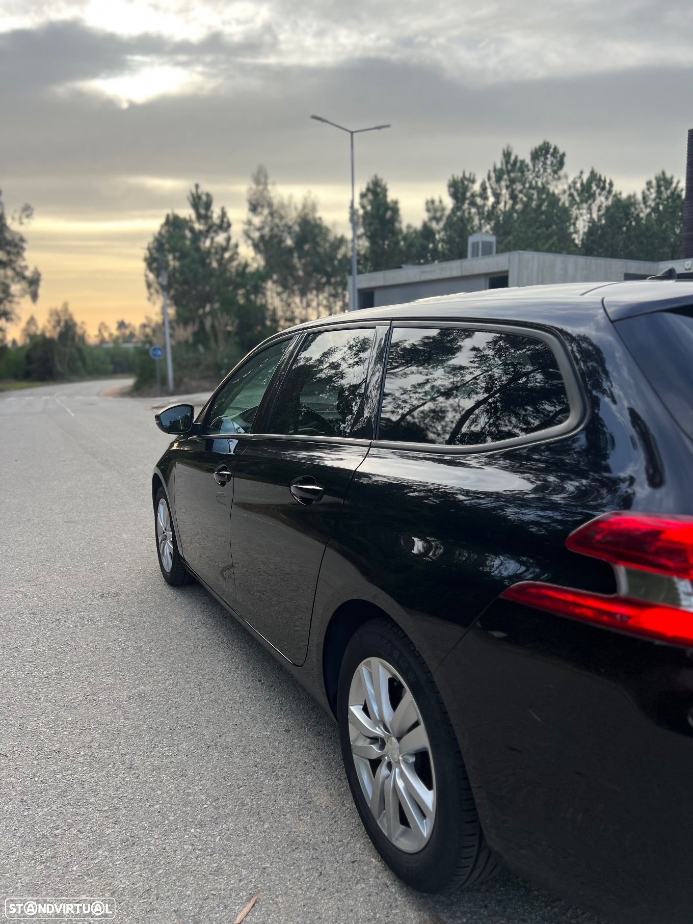Peugeot 308 1.2 PureTech Business Line - 6