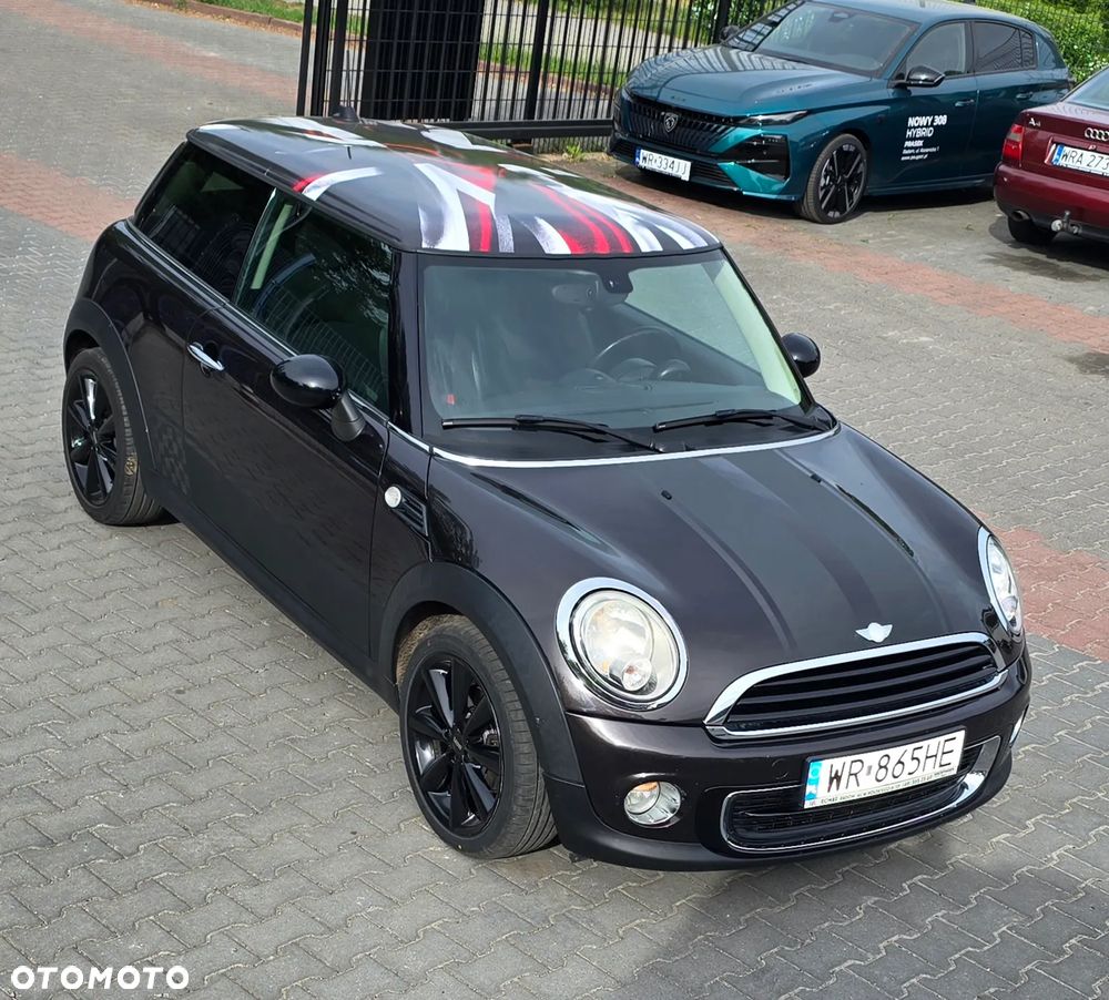 MINI Cooper Standard - 10