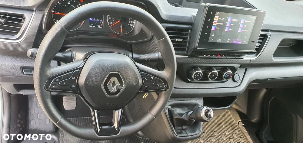 Renault Trafic - 15