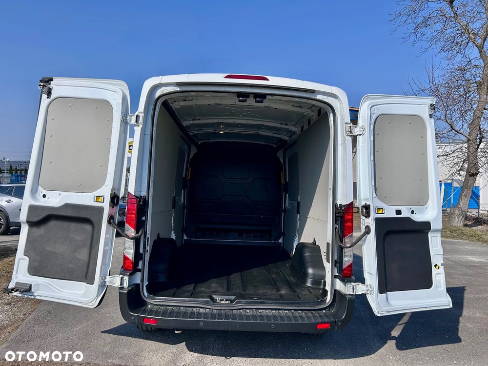 Ford Transit - 19