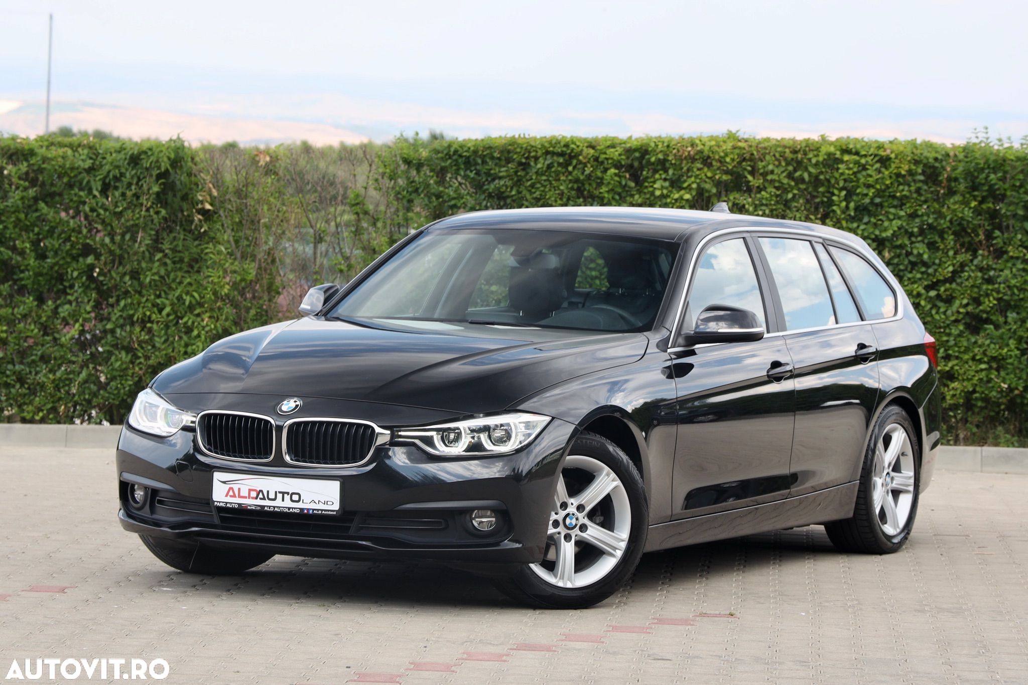 BMW Seria 3 320d Efficient Dynamic Edition Aut. - 1
