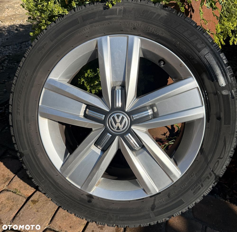 Volkswagen Multivan 2.0 TDI L1 Comfortline 4Motion DSG - 24