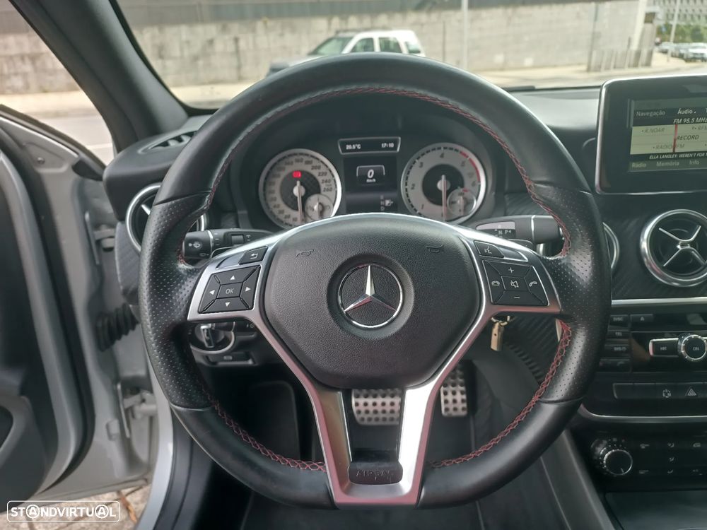 Mercedes-Benz A 220 CDI 7G-DCT AMG Line - 17