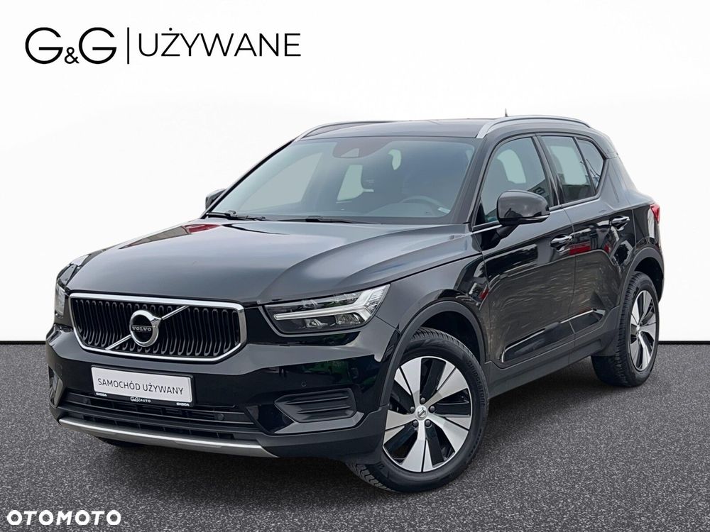 Volvo XC 40 T3 Momentum Pro - 2